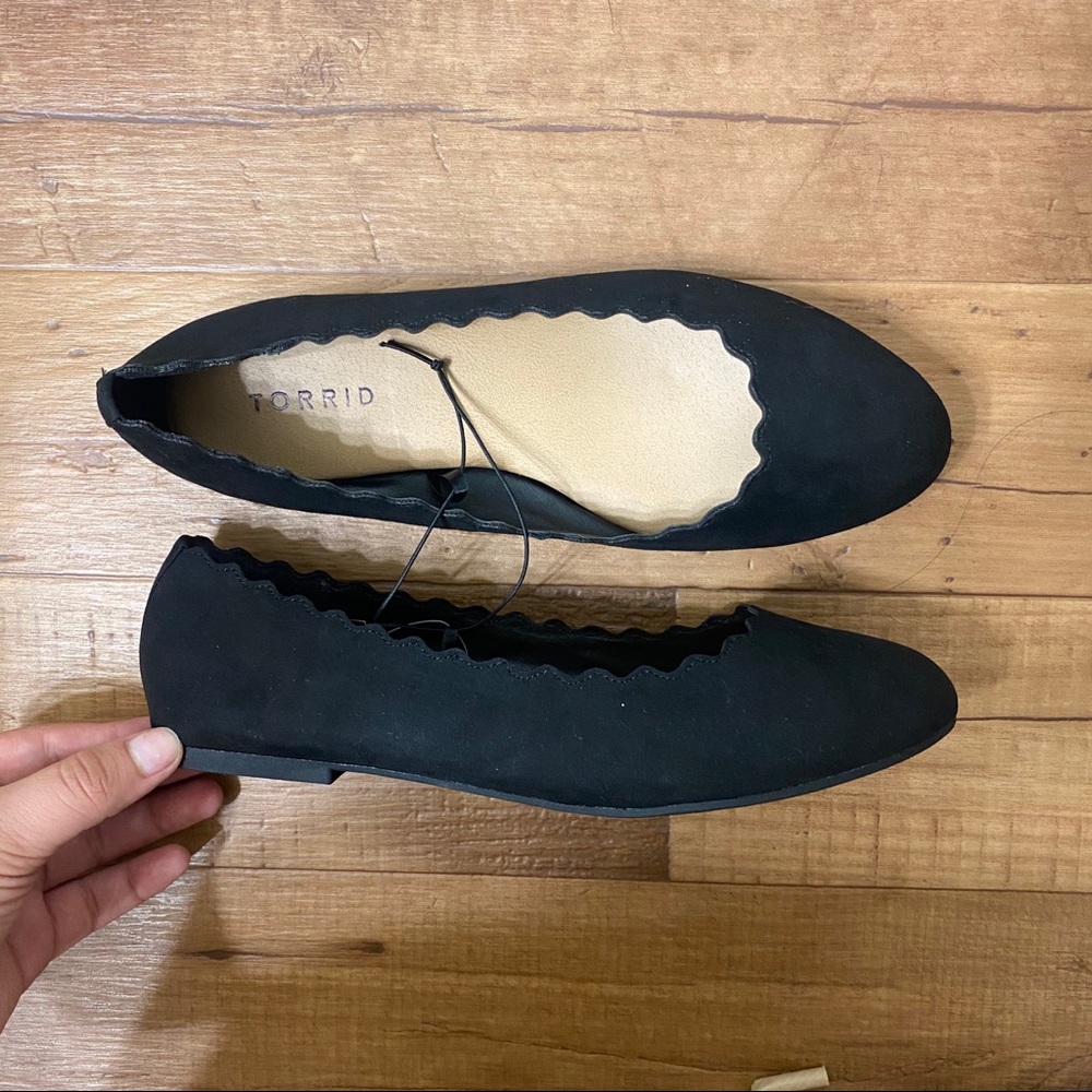 Torrid Black Faux Suede Scalloped Flats